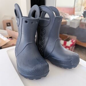 CROCS 7c toddler Rain Boots